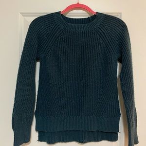 Ambercombie & Fitch Sweater